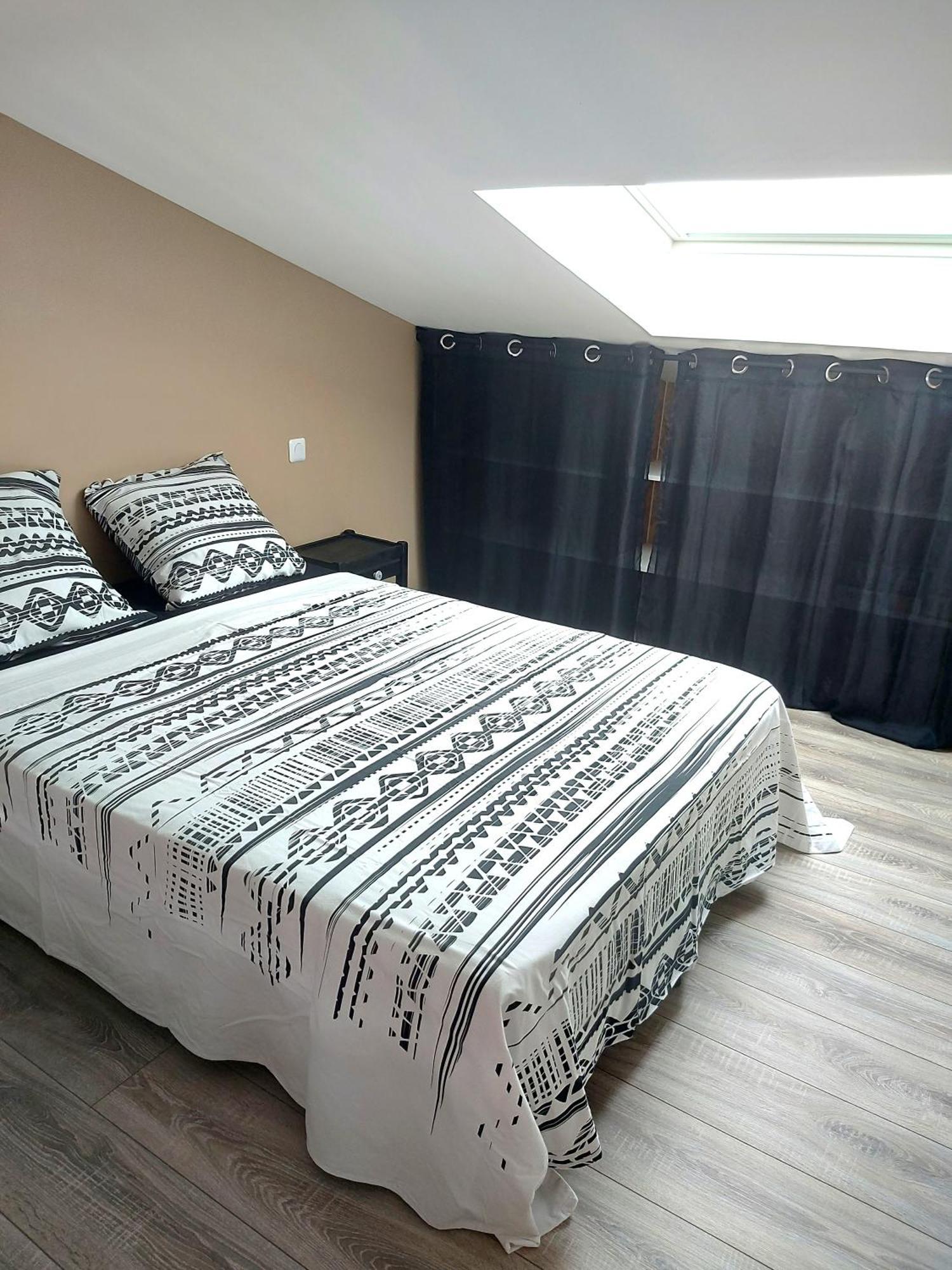 Plain Pied, Avec Mezzanine Et Espace Exterieur 10min Puy Du F Holiday home Les Herbiers