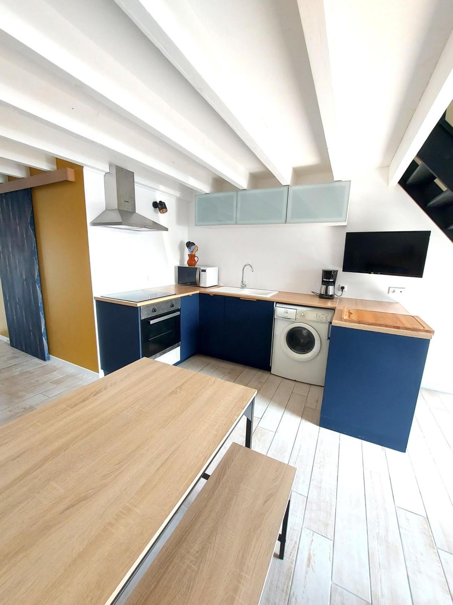 Plain Pied, Avec Mezzanine Et Espace Exterieur 10min Puy Du F Holiday home