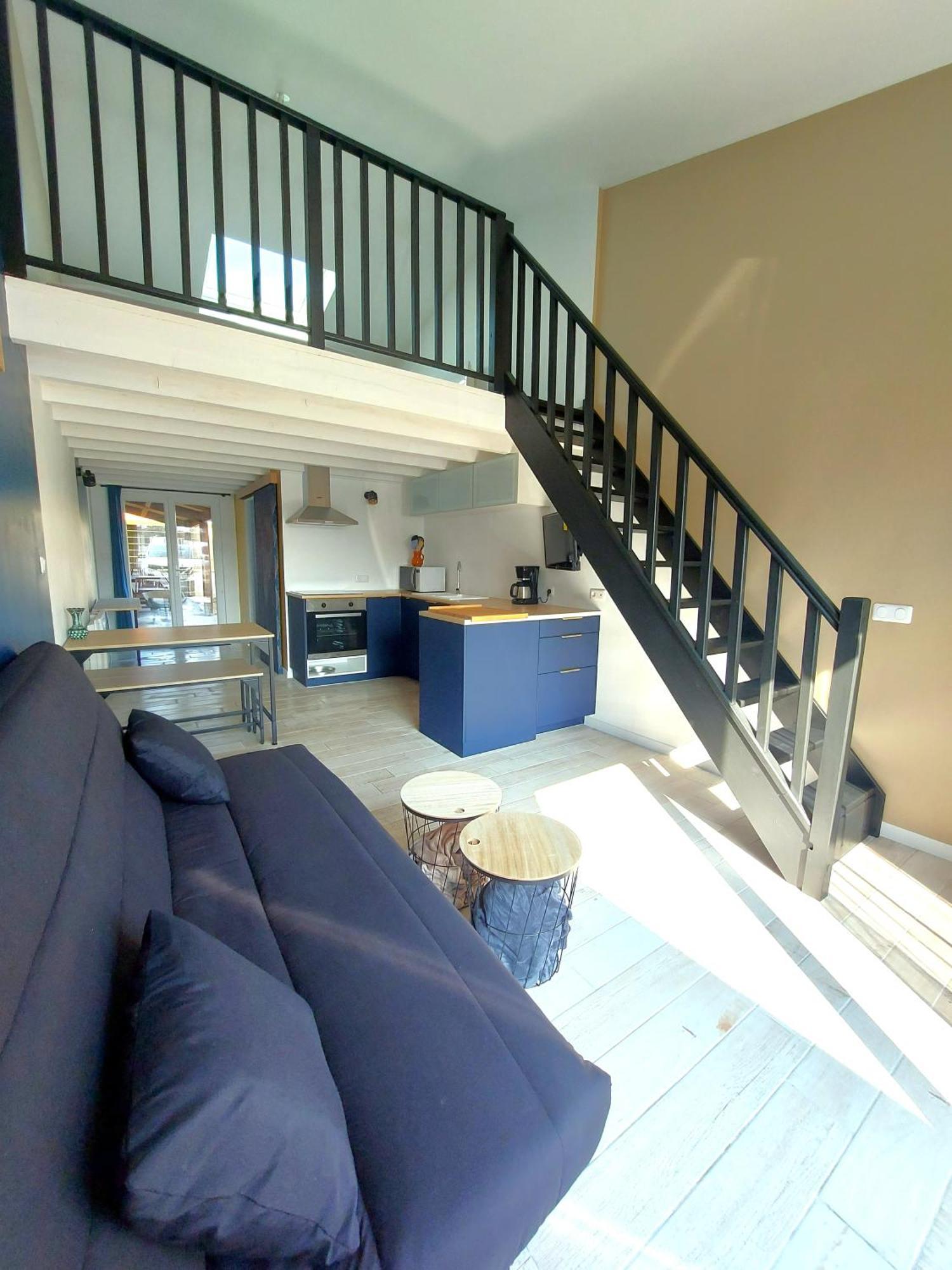 Holiday home Plain Pied, Avec Mezzanine Et Espace Exterieur 10min Puy Du F *